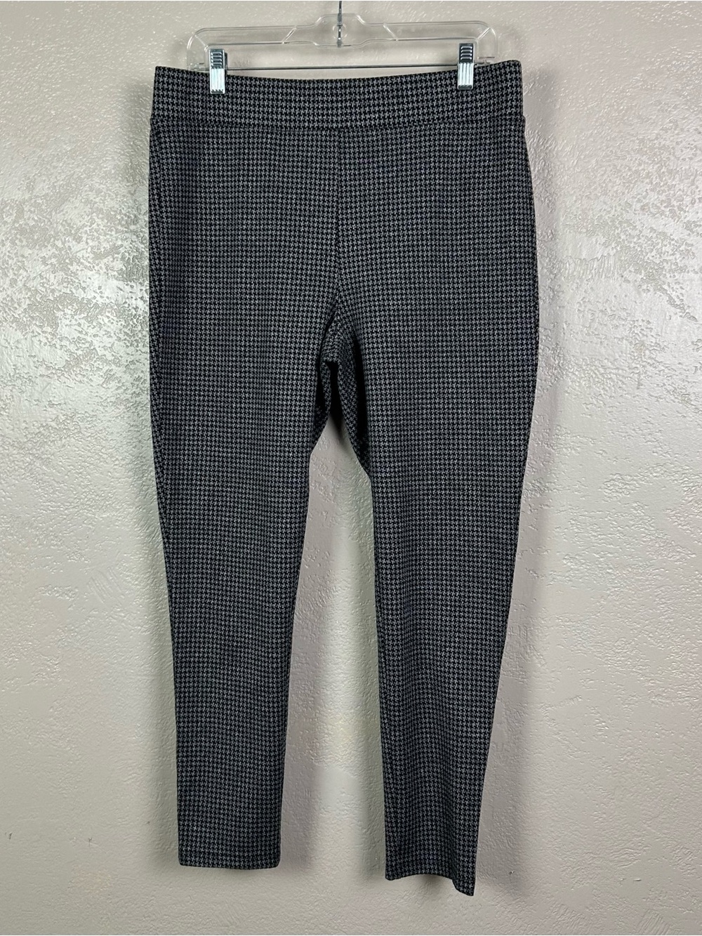 LOFT Black & Gray Skinny Houndstooth Ponte Pants